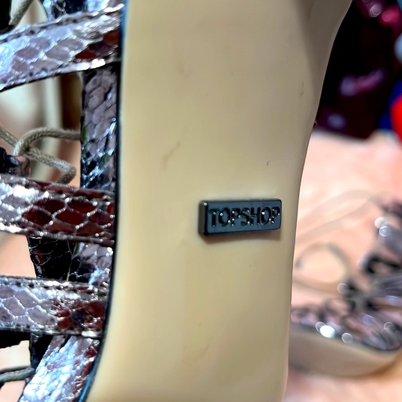 New Year’s Eve heels stiletto sandal rose gold snake skin chrome worn once - Picture 2 of 4